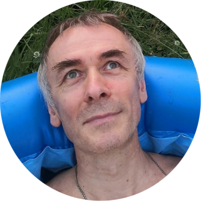 «Кошки города Гродно» покоряют Москву. Наталья Богданович и Сергей Пушкин подготовили фотовыставку о «родственниках человека по кошачьей линии»