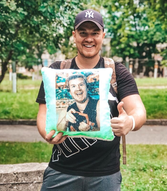 У сестры блогера Вадимати прошел обыск по делу о "действиях, грубо нарушающих общественный порядок" У сестры блогера Вадимати прошел обыск по делу о "действиях, грубо нарушающих общественный порядок"