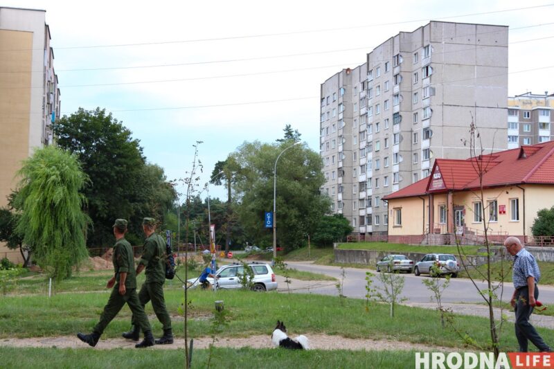 Храм в спортзале и приют для котиков. Как сейчас выглядит бывший военный городок на Фолюше, который скоро исчезнет