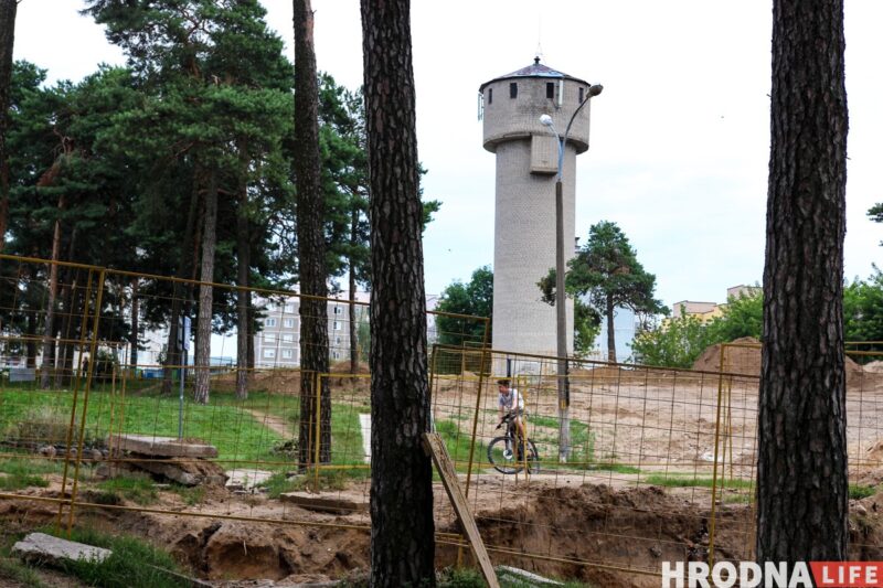 Храм в спортзале и приют для котиков. Как сейчас выглядит бывший военный городок на Фолюше, который скоро исчезнет