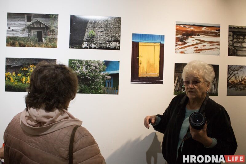 «Любовь - хатка, котик - душа». Выставку Наталии Дорош «Карані» открыли в Гродно