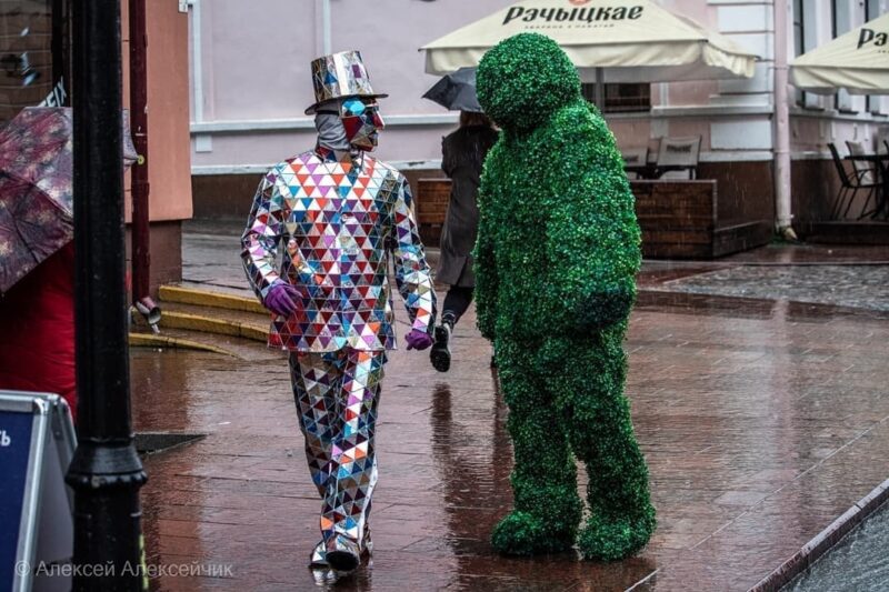 Дождь, сыр за 80 рублей и не приехавший Кай Метов. Как прошел День города в Гродно