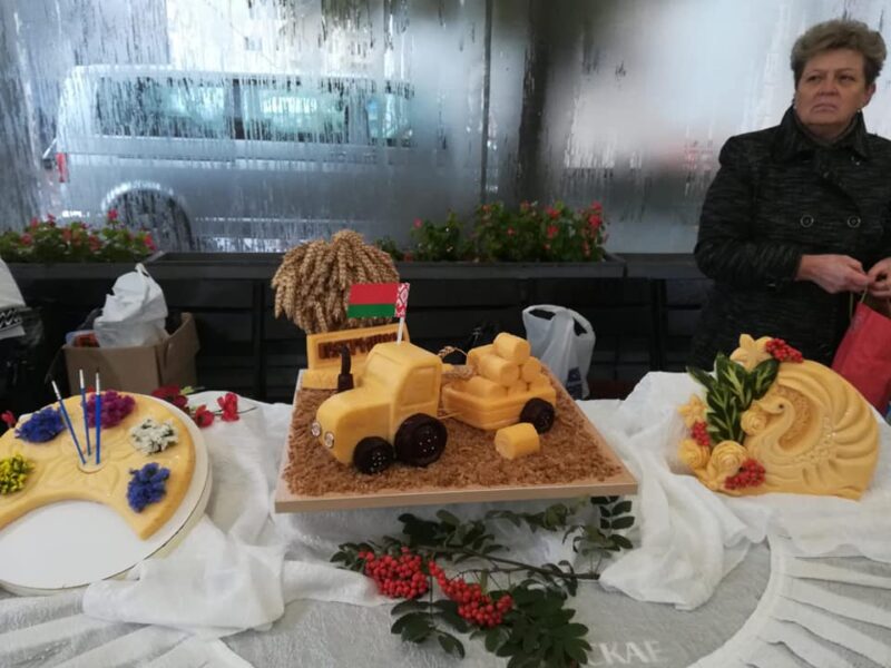 Дождь, сыр за 80 рублей и не приехавший Кай Метов. Как прошел День города в Гродно