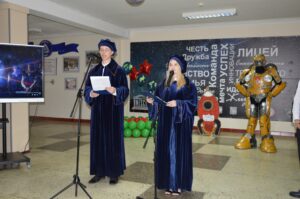 Прогуляться по Марсу и МКС можно в Гродно. В лицее №1 открылся класс астрономии с телескопом и VR-очками