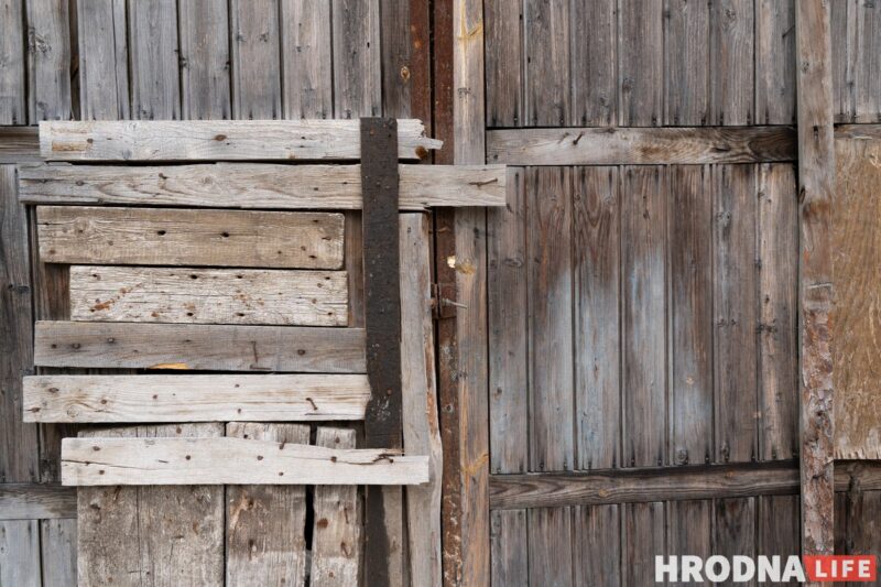 Бесценно и почти бесплатно. 5 фактов о Станиславовской кафлярне Друцких-Любецких, которую не могут продать даже со скидкой