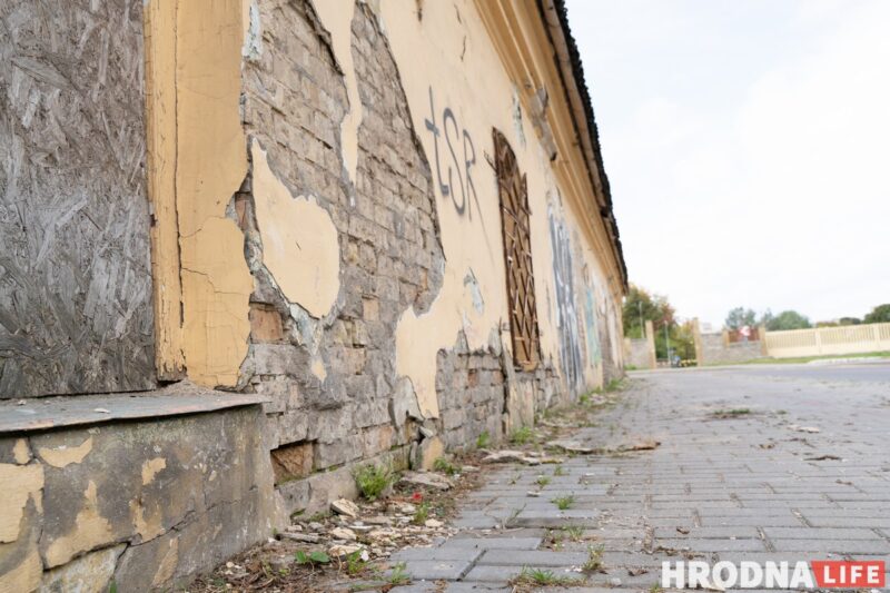 Бесценно и почти бесплатно. 5 фактов о Станиславовской кафлярне Друцких-Любецких, которую не могут продать даже со скидкой