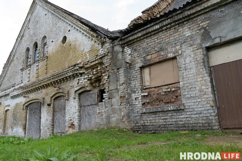 Бесценно и почти бесплатно. 5 фактов о Станиславовской кафлярне Друцких-Любецких, которую не могут продать даже со скидкой