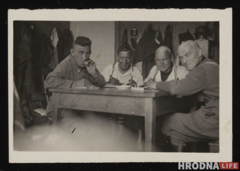 Разрушенный город и очереди евреев: смотрите уникальные снимки Гродно, которые сделал немецкий полицейский 80 лет назад