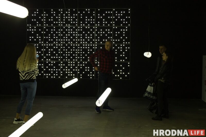 “Закроем глаза и представим…». В Гродно представили арт-проект Александра Балдакова «LUMINARIUM»