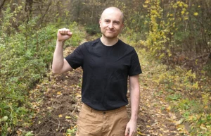 «Возможно, сейчас бы сидел». Бывший политзаключенный Дмитрий Фурманов уехал из Беларуси «Возможно, сейчас бы сидел». Бывший политзаключенный Дмитрий Фурманов уехал из Беларуси