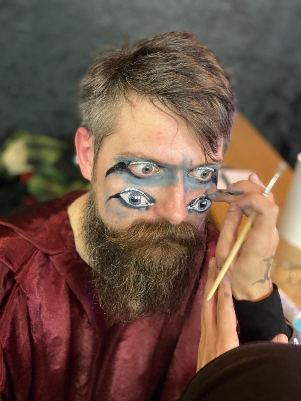 “Борода - не показатель”. Бородатые из Гродно репетировали Хэллоуин, чтобы помочь детям