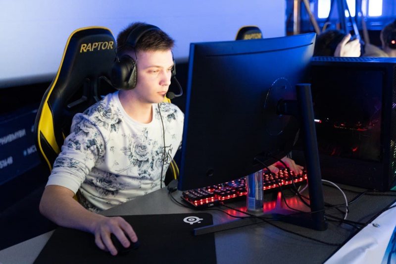 “Понял, как это круто, и моё сердечко тук-тук”. В Гродно прошел первый фестиваль игр GEF FEST