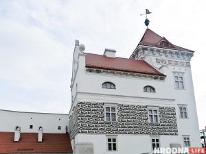 Манекены, археология, интерактив. Смотрите, как выглядит Старый замок внутри перед открытием