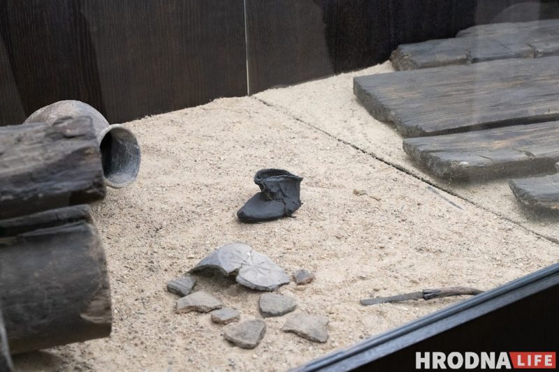 Неприступный Старый замок: Аня в инвалидной коляске попала только в один зал, Лера с ДЦП боялась спускаться по лестнице без перил