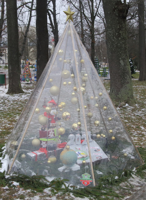 Ярмарка будет больше, украсят стелу на въезде. Как в Гродно готовятся к Новому году
