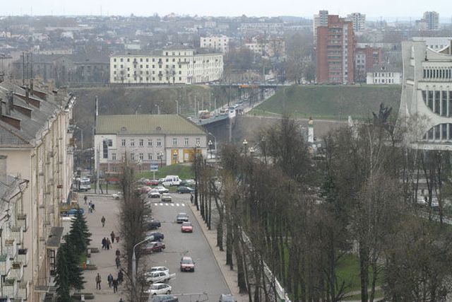 “Уничтожили за один вечер”. Как 15 лет назад Советская площадь осталась без единого дерева