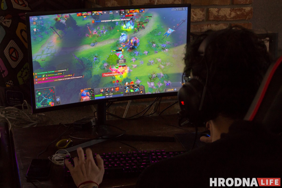 “Игры сближают”. В Гродно прошел фестиваль киберспорта “GEF CHRISTMAS OLD CITY FEST”