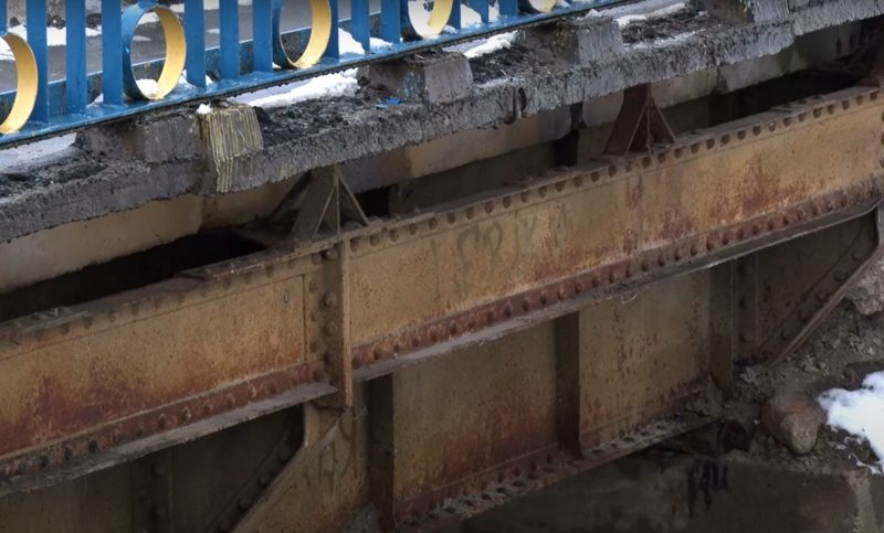 Мост на Рыбацкой внезапно закрыли на ремонт. Альтернатива – объезд через Переселку