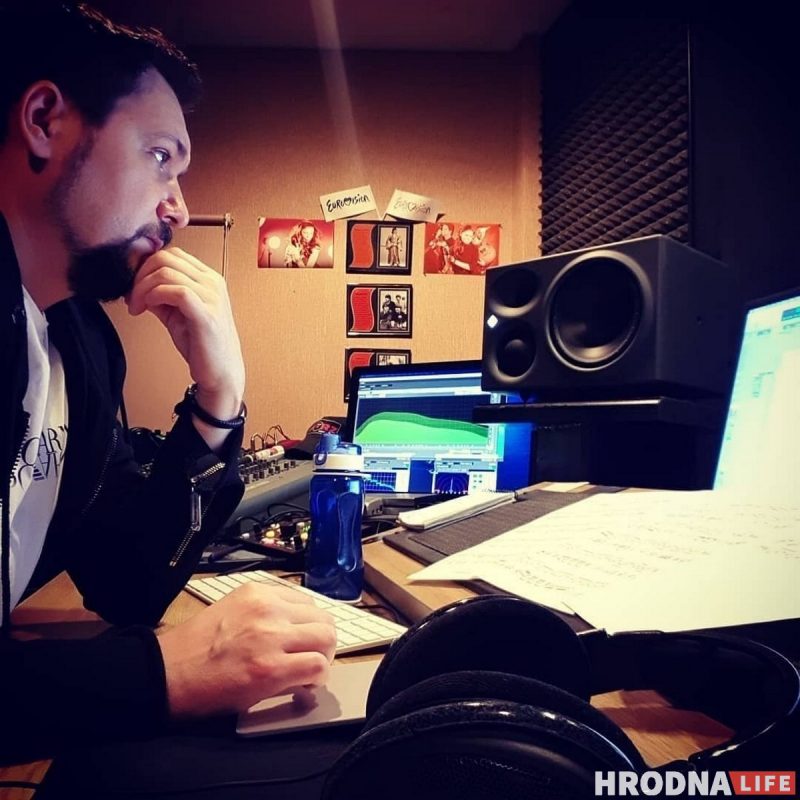 «Бывших гитаристов не бывает». Артём «Колян» Пузыня заново записал альбом, над которым работал 10 лет назад