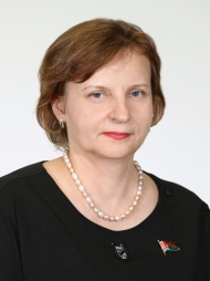 Аборт - убийство, родитель номер один и номер два, и всех на "картошку". Что говорят о новой Конституции в госпрессе?