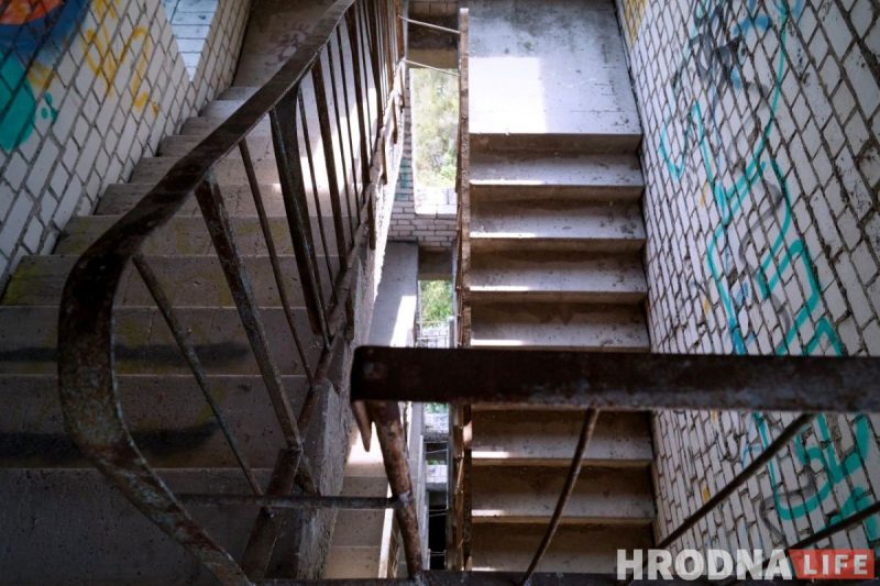 З іншапланетнай базы – у склад для малака. Самы таямнічы даўгабуд Гродна чакаюць перамены