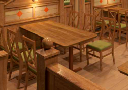 Раней лекавалі наркаманаў, зараз будць наліваць. Глядзіце, якім будзе бар ў палацы XVIII стагоддзя пад Гродна