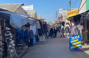 Приграничное настроение: как турфирмы, перевозчики и Кавалерийский рынок встречают снятие ковидных ограничений Кавалерийский рынок в Белостоке. Фото: Руслан Кулевич, MOST