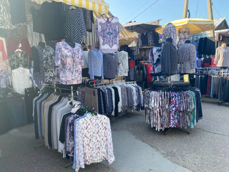 Приграничное настроение: как турфирмы, перевозчики и Кавалерийский рынок встречают снятие ковидных ограничений