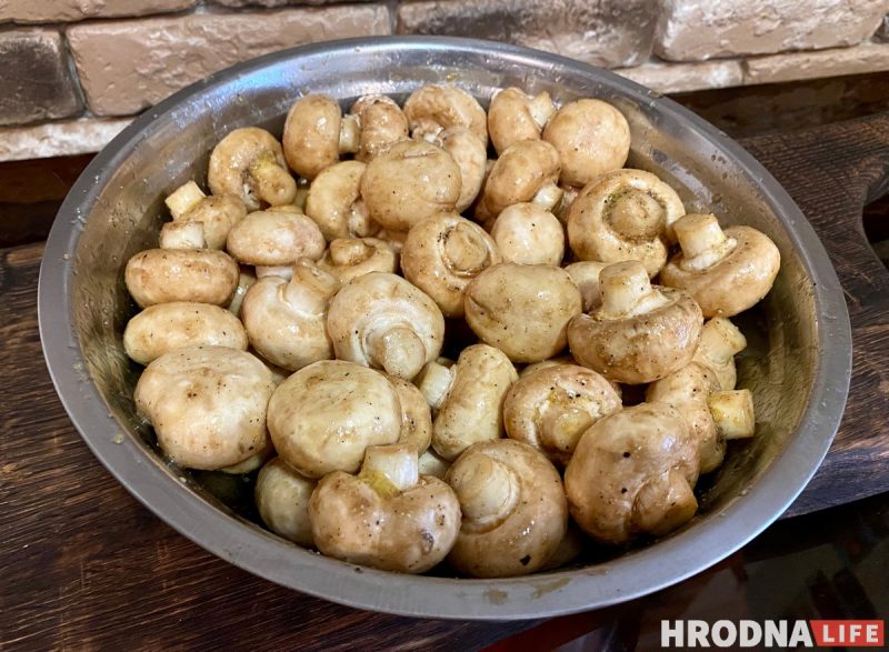 Гатуем на мангале: 5 простых і смачных рэцэптаў на вуглях