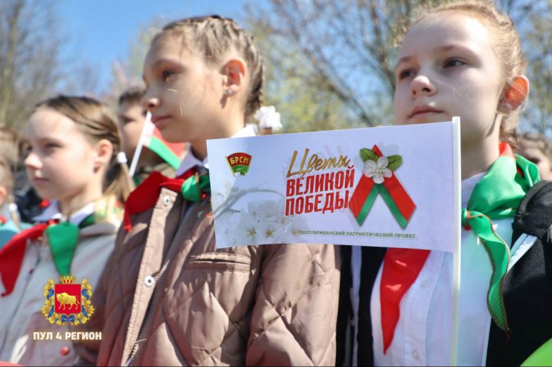Генпракурор і начальнік КДБ адкрылі ў Новым замку ў Гродне выставу пра генацыд