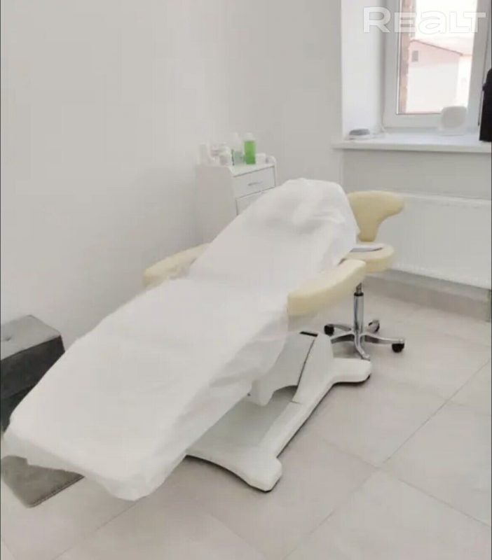 Салоны красоты, бары и хостел. Какой готовый бизнес можно купить в Гродно?