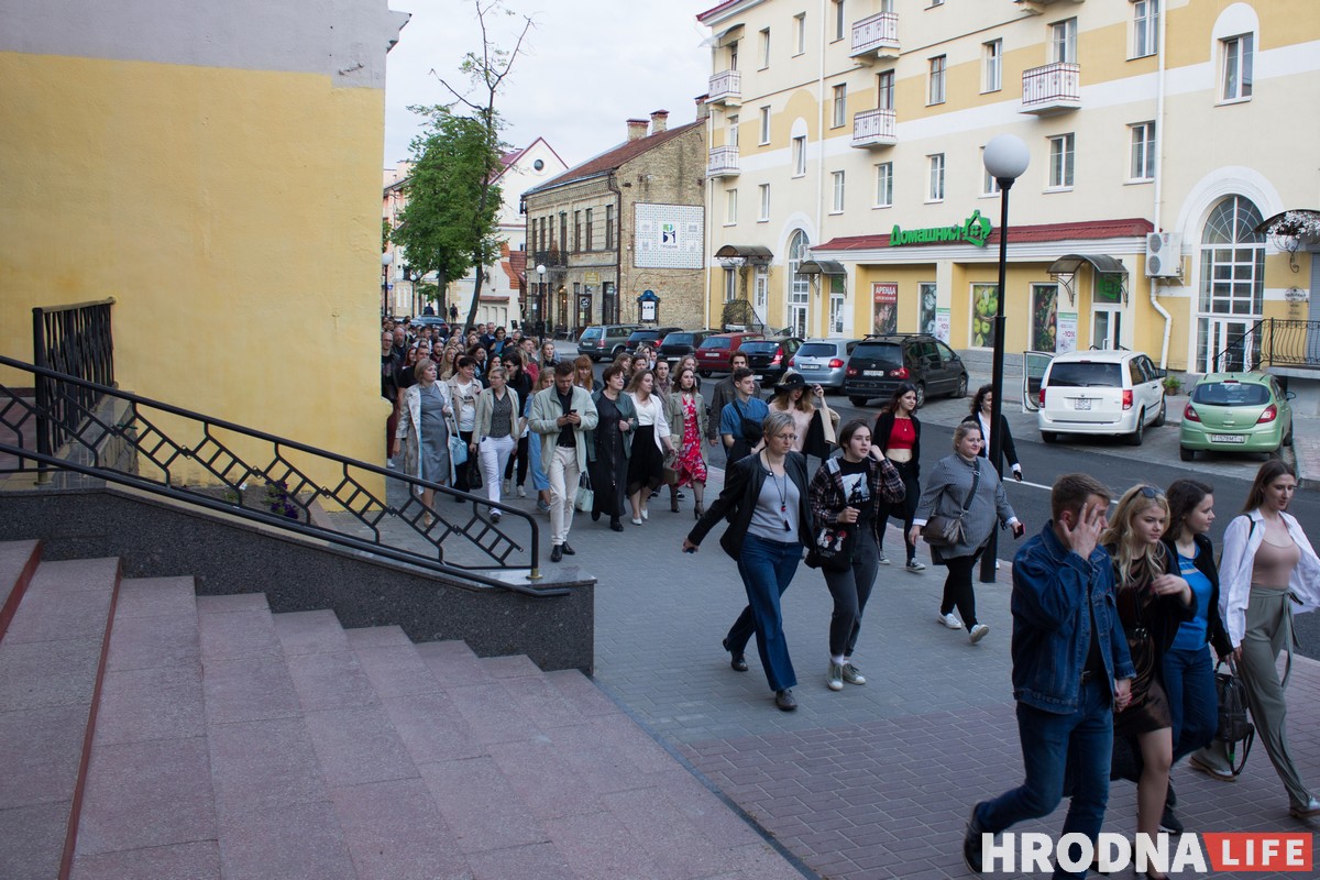 Тату ў мастацтве і рок праз класіку. У Гродне татуіроўшчыкі і музыкі прадставілі супольны арт-праект