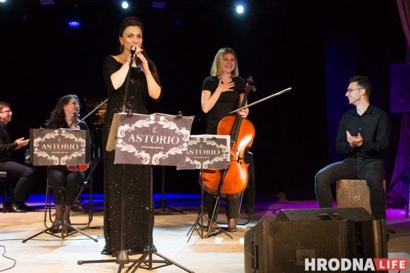 Тату ў мастацтве і рок праз класіку. У Гродне татуіроўшчыкі і музыкі прадставілі супольны арт-праект