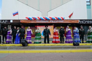 “Хочу в Белоруссию”. Россияне едут к нам, но рады им не все — эксперты объясняют почему