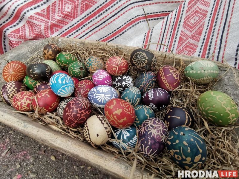 Иконы, конфеты, санатории и казачий хор. На фестивале в Гродно презентовали туристический потенциал Беларуси