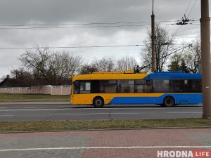Перекрыли перекресток улиц Горького и Богуцкого. Как ездит общественный транспорт Перекрыли перекресток улиц Горького и Богуцкого. Как ездит общественный транспорт