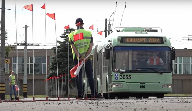 Гродненские водители троллейбуса заняли первое место среди иногородних на конкурсе в Минске конкурс водителей троллейбусов