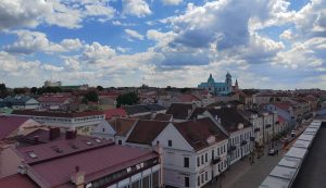 Стало известно, кто станет “Почетным гражданином Гродно” в 2022 году панорама Гродно старый город крыша мира
