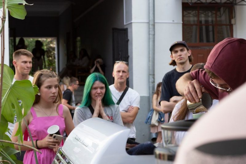 "Ты ў старасці таксама будзеш каву людзям разносіць?" У Гродне прайшоў другі латэ-арт-батл