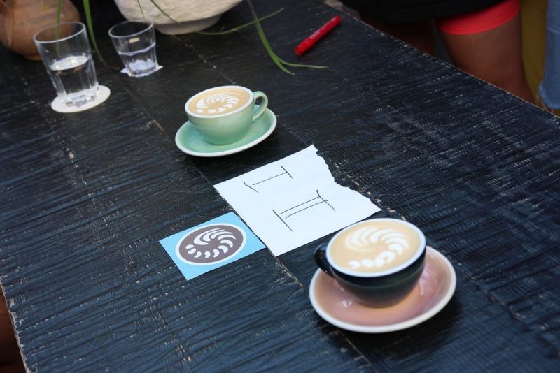 "Ты ў старасці таксама будзеш каву людзям разносіць?" У Гродне прайшоў другі латэ-арт-батл