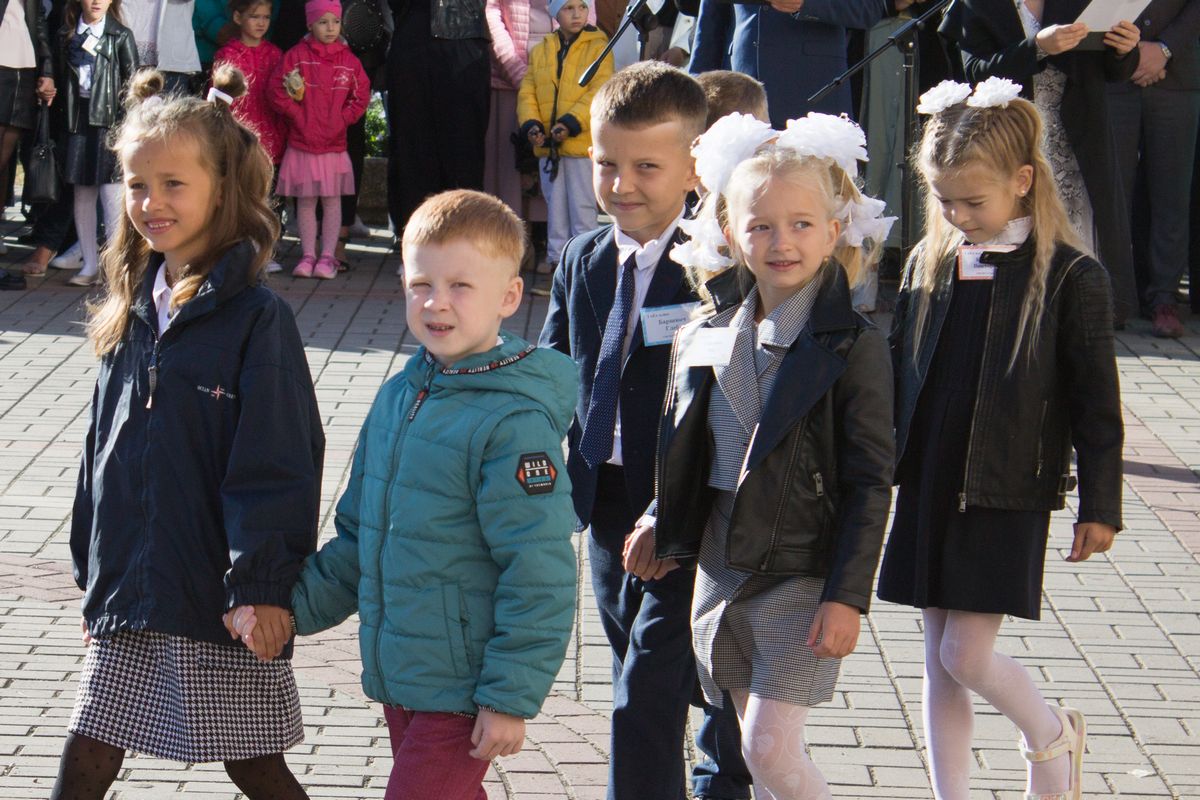 Линейка на 1 сентября 2022 в школе №37 в Гродно