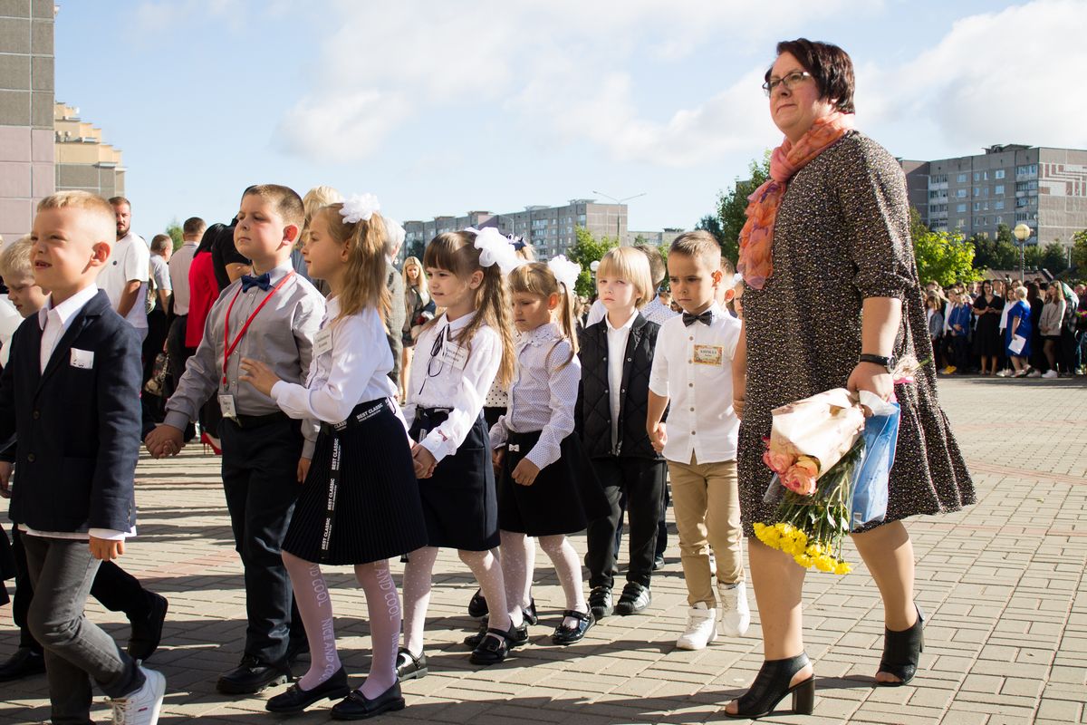 Линейка на 1 сентября 2022 в школе №37 в Гродно