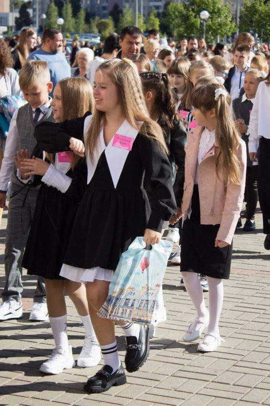 В школах Гродно прошли праздничные линейки (ФОТО)