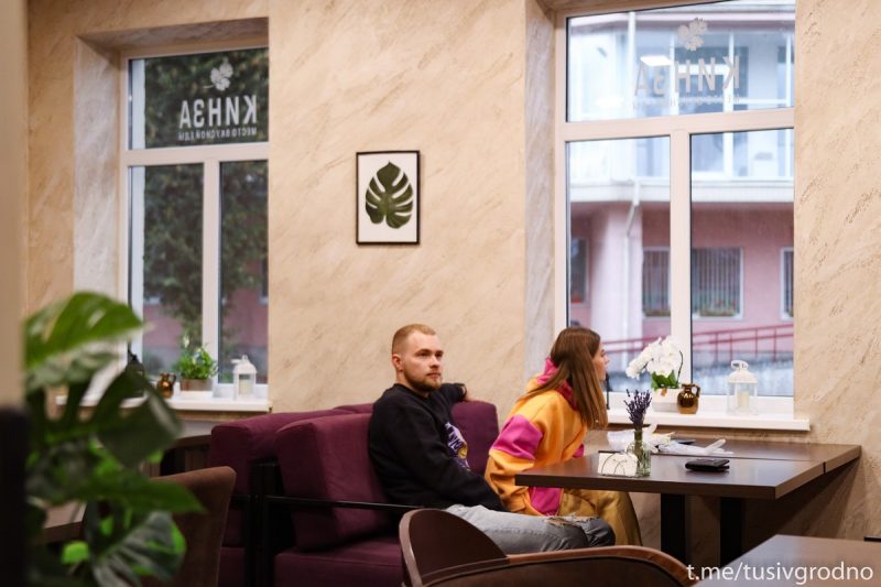 Узбекскі плоў і фермерская мяса для шаурмы. На Дзяржынскага адкрылася новае кафэ «Кінза»