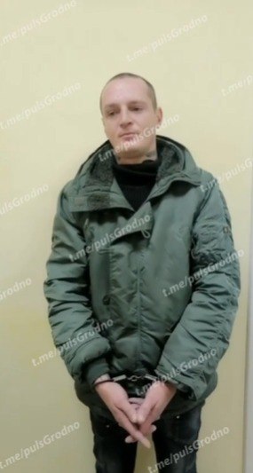 Гродненца с нацистскими татуировками задержали в третий раз - возбуждено уголовное дело. Скриншот Hrodna.life