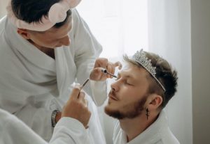 Не классически. Как может выглядеть "утро жениха" Не классически. Как может выглядеть "утро жениха"