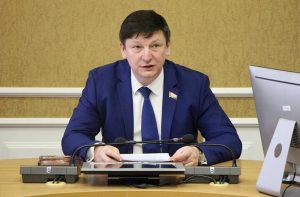 Марзалюк или Бондарева? Сторонники власти выясняют, кто «псевдопатриот», а кто настоящий