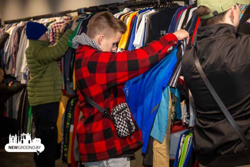 На Советской открывается секонд-хенд “Адзенне ReNew"