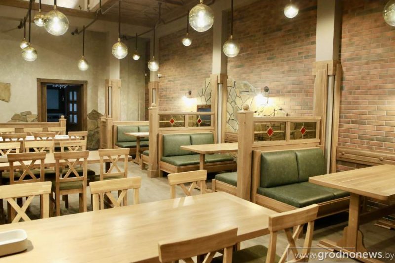 Святск, дворец