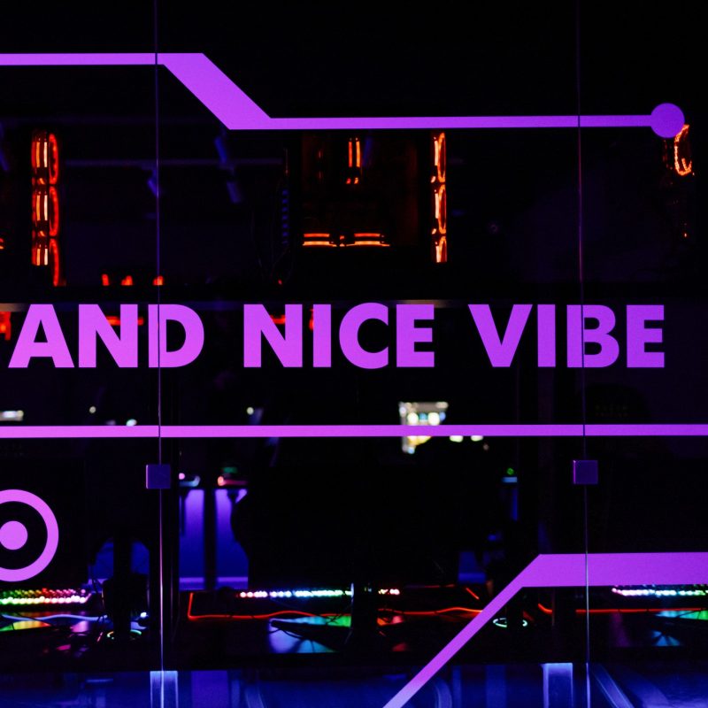 В Гродно открылся киберспортивный клуб “Vibe”. Он работает 24/7